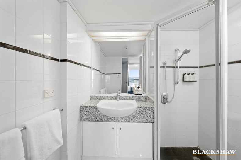 1505/2 Marcus Clarke Street City