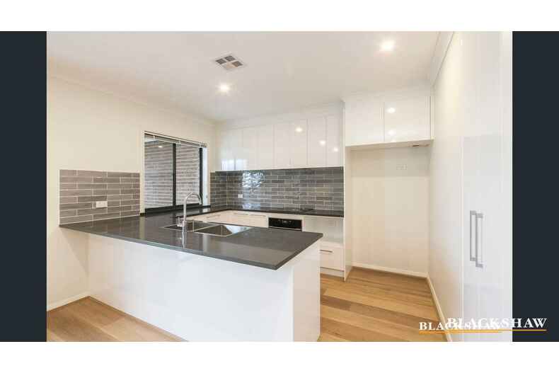 28 Dragon Street Throsby