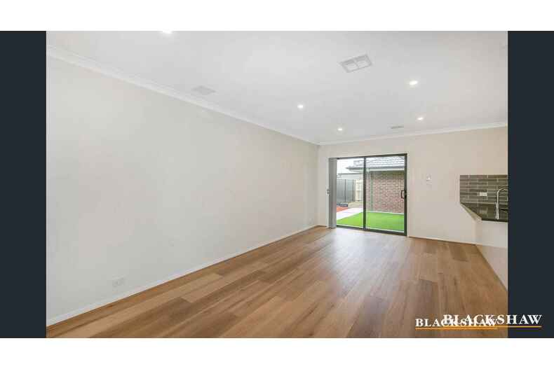 28 Dragon Street Throsby