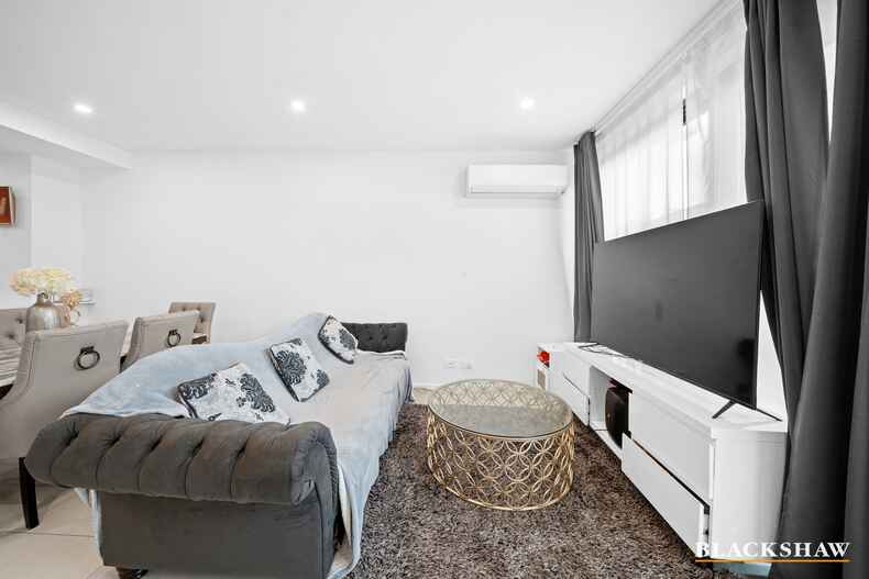 31/16 Alex Colley Crescent Wright 31/16 Alex Colley Crescent Wright