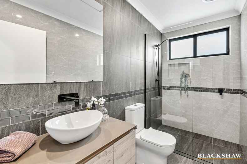 16   Fullston Way Holt 16   Fullston Way Holt