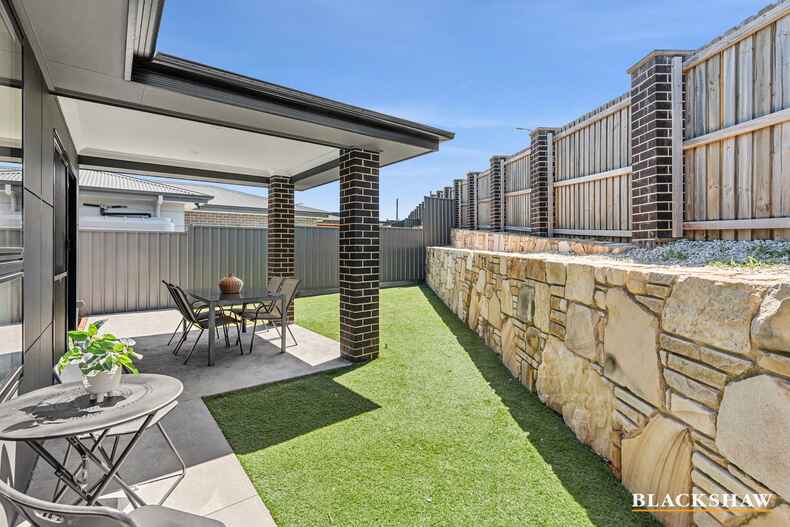 16   Fullston Way Holt 16   Fullston Way Holt