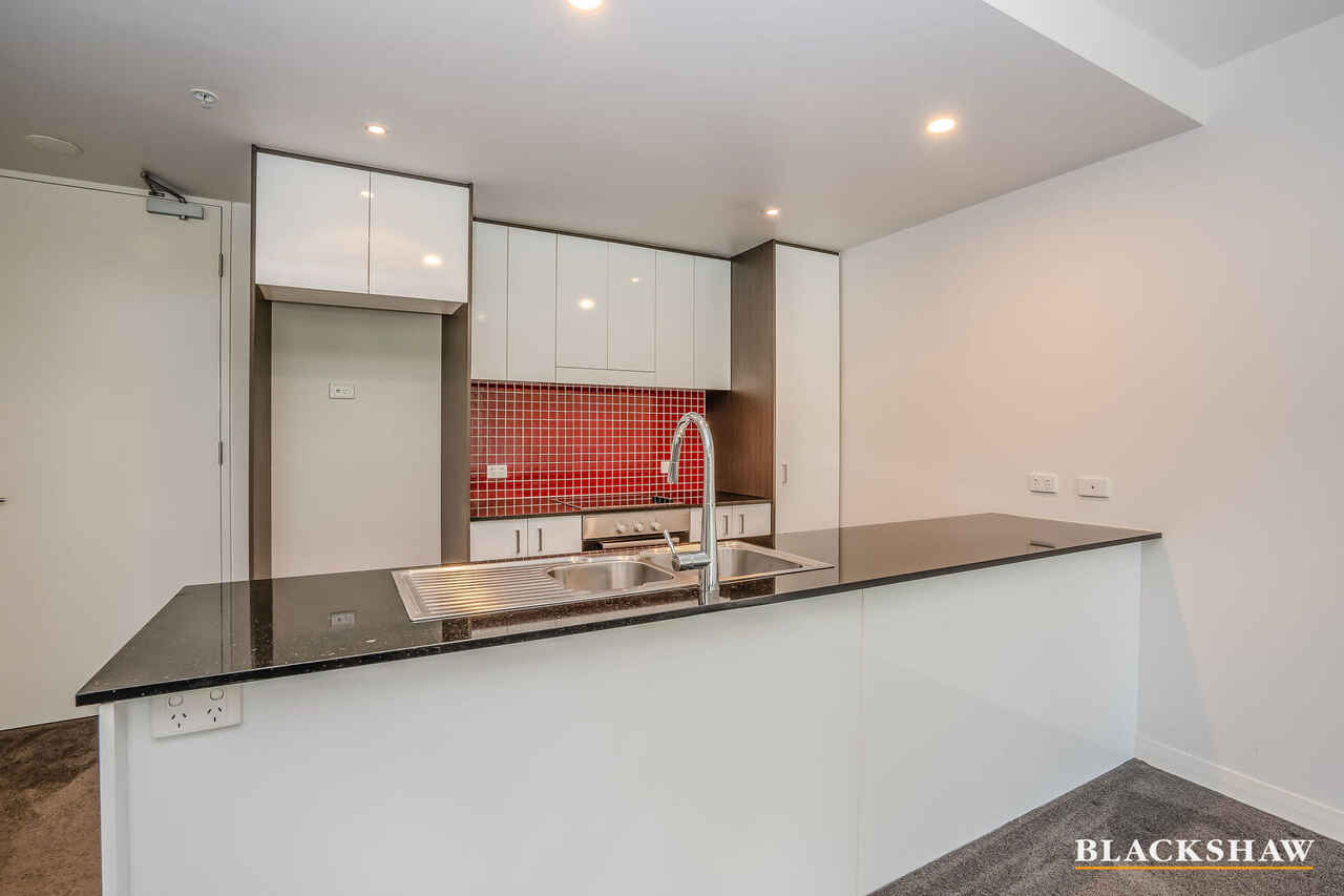 241/1 Mouat Street Lyneham