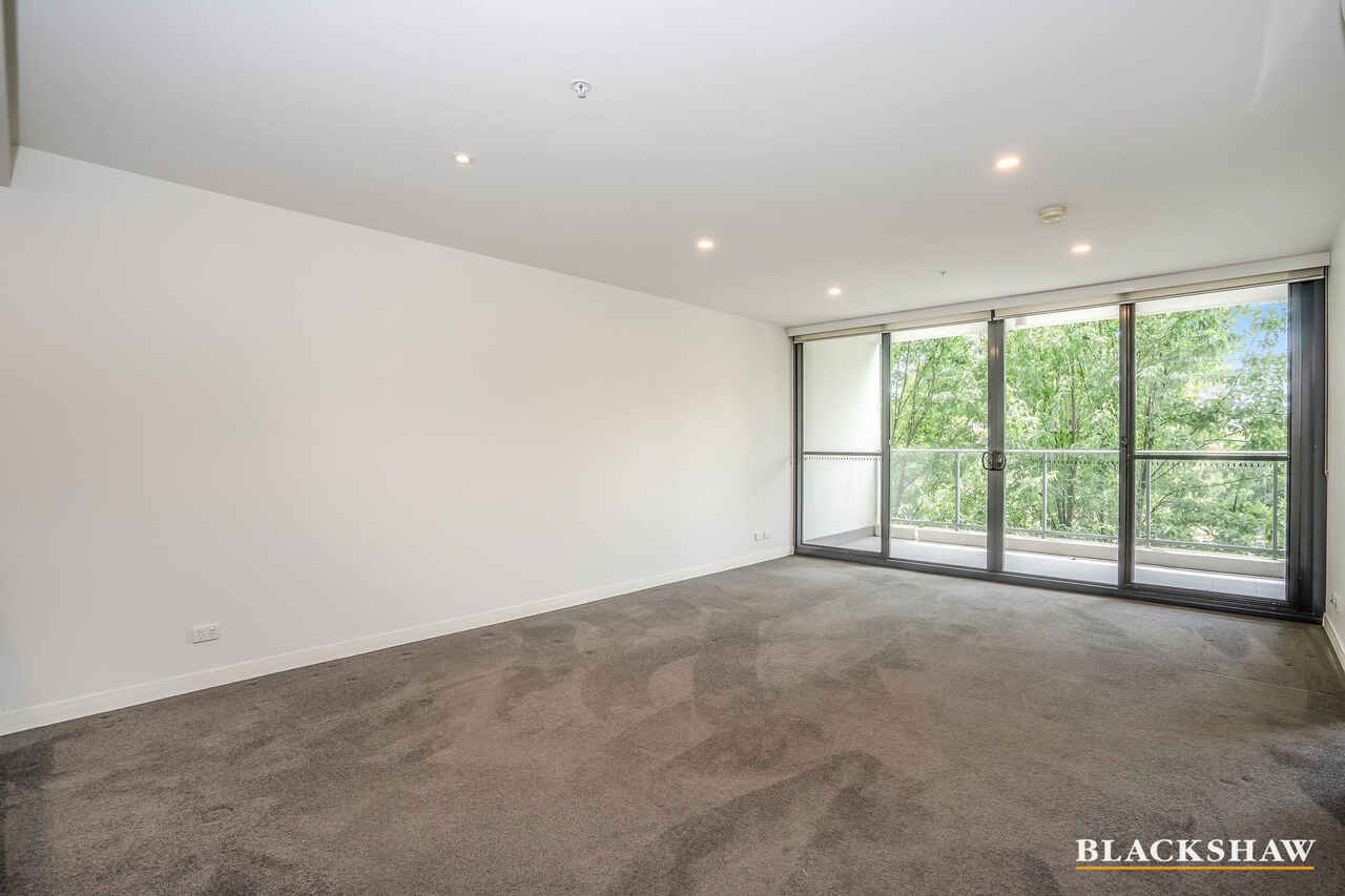 241/1 Mouat Street Lyneham