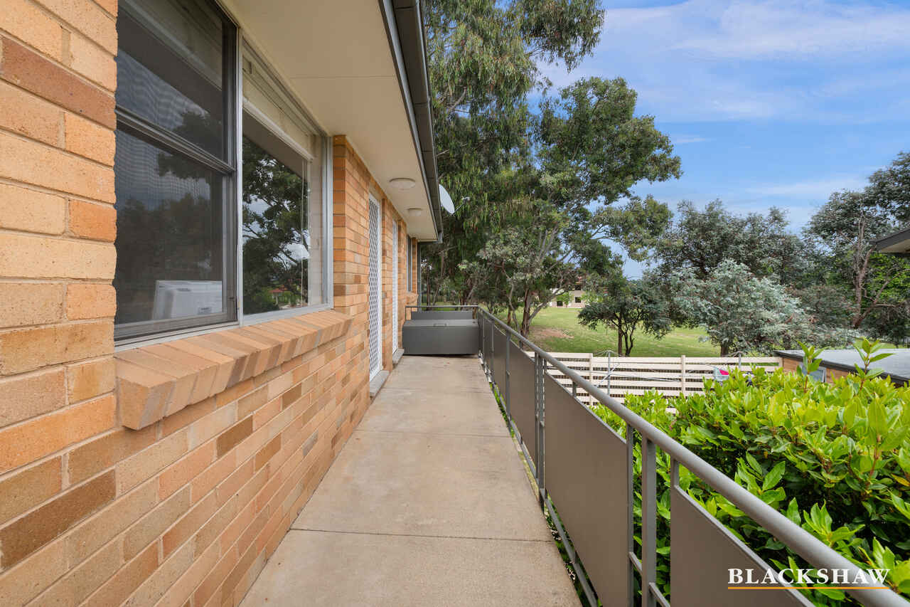 4/51 Hampton Circuit Yarralumla