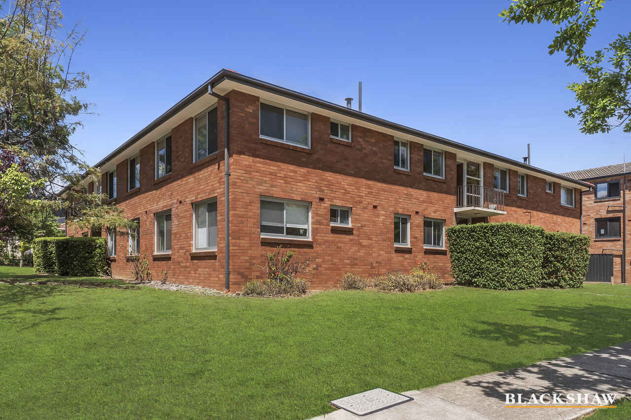 6/80 MacGregor Street Deakin