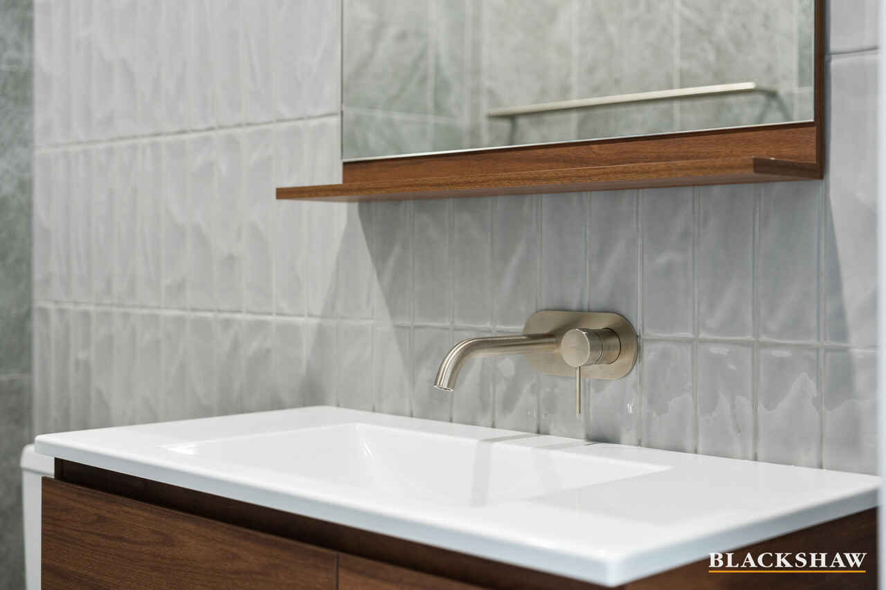 60/25 Trennery Crescent Googong