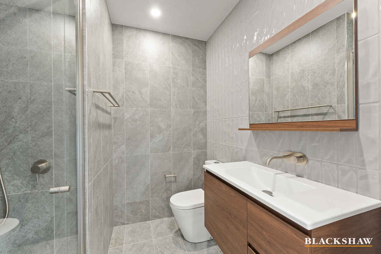 60/25 Trennery Crescent Googong