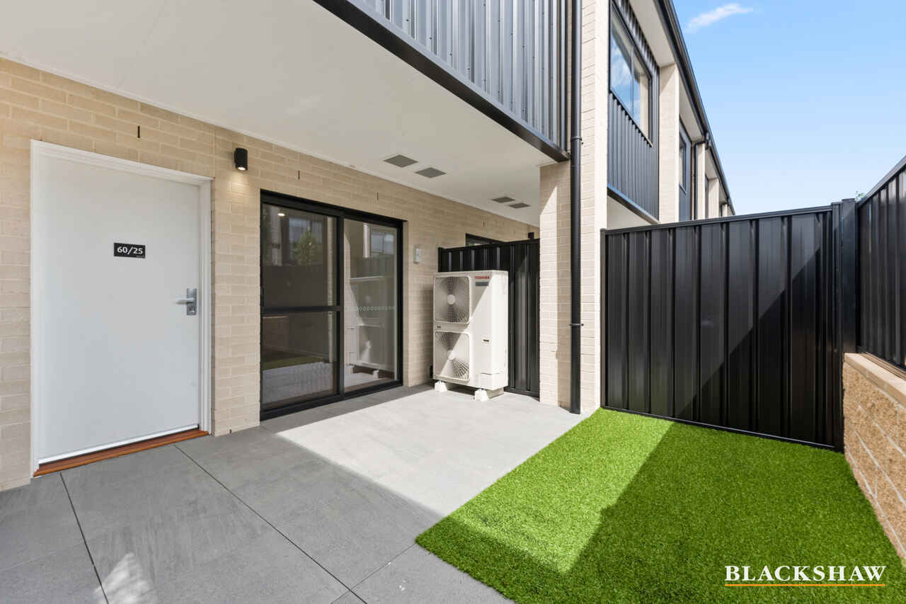 60/25 Trennery Crescent Googong