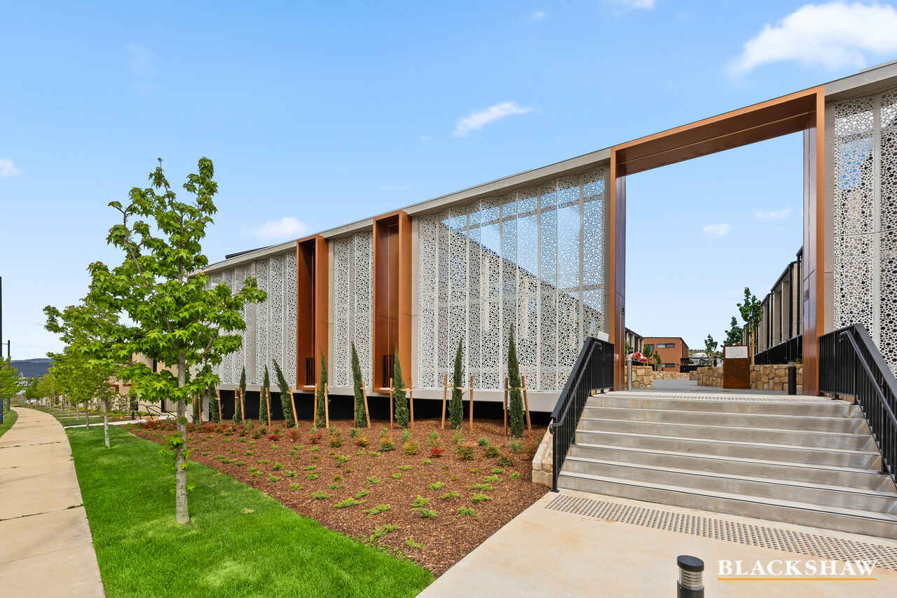 60/25 Trennery Crescent Googong