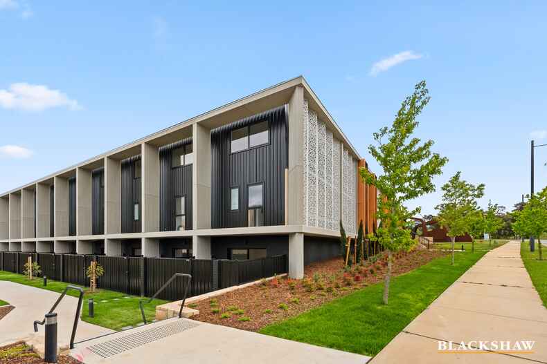 60/25 Trennery Crescent Googong 60/25 Trennery Crescent Googong