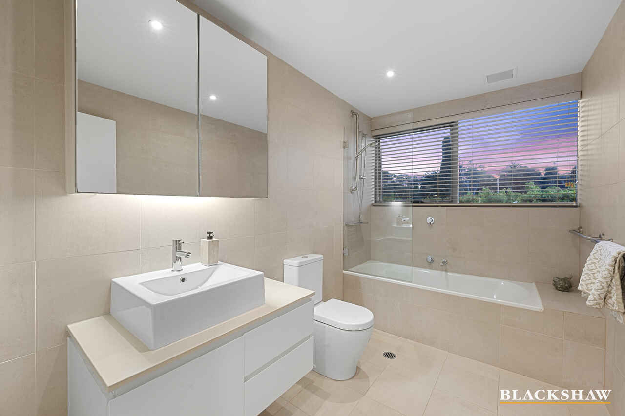 208/21 State Circle Forrest