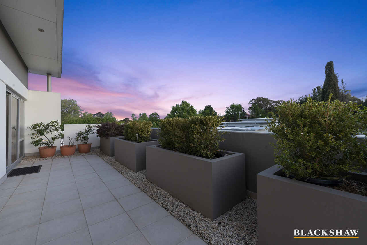 208/21 State Circle Forrest