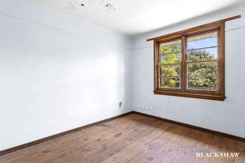 28 Carrington Street Deakin