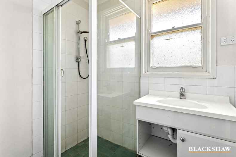 28 Carrington Street Deakin