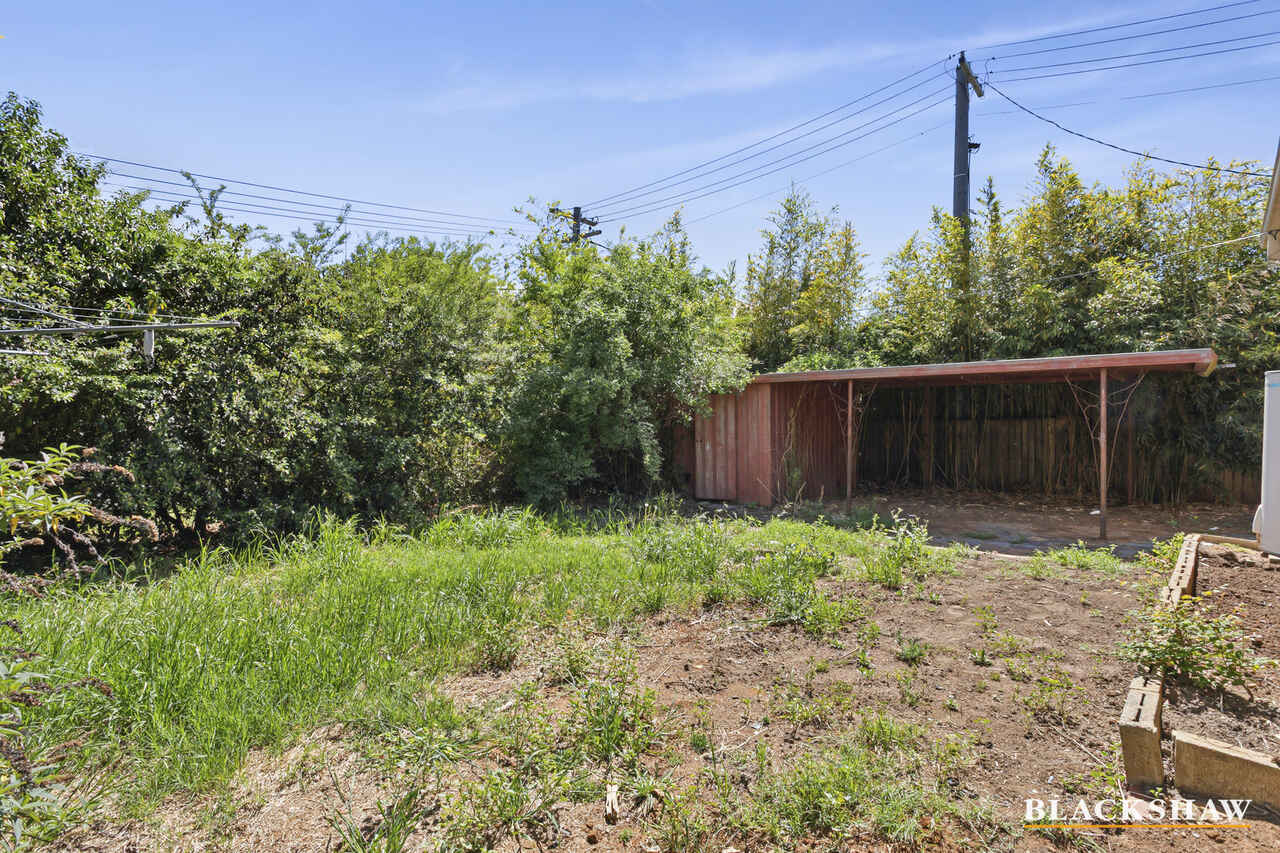 28 Carrington Street Deakin