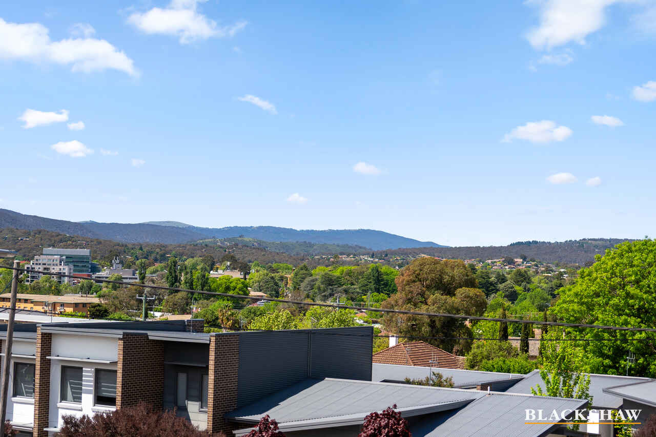 17a/17 Uriarra Road Crestwood