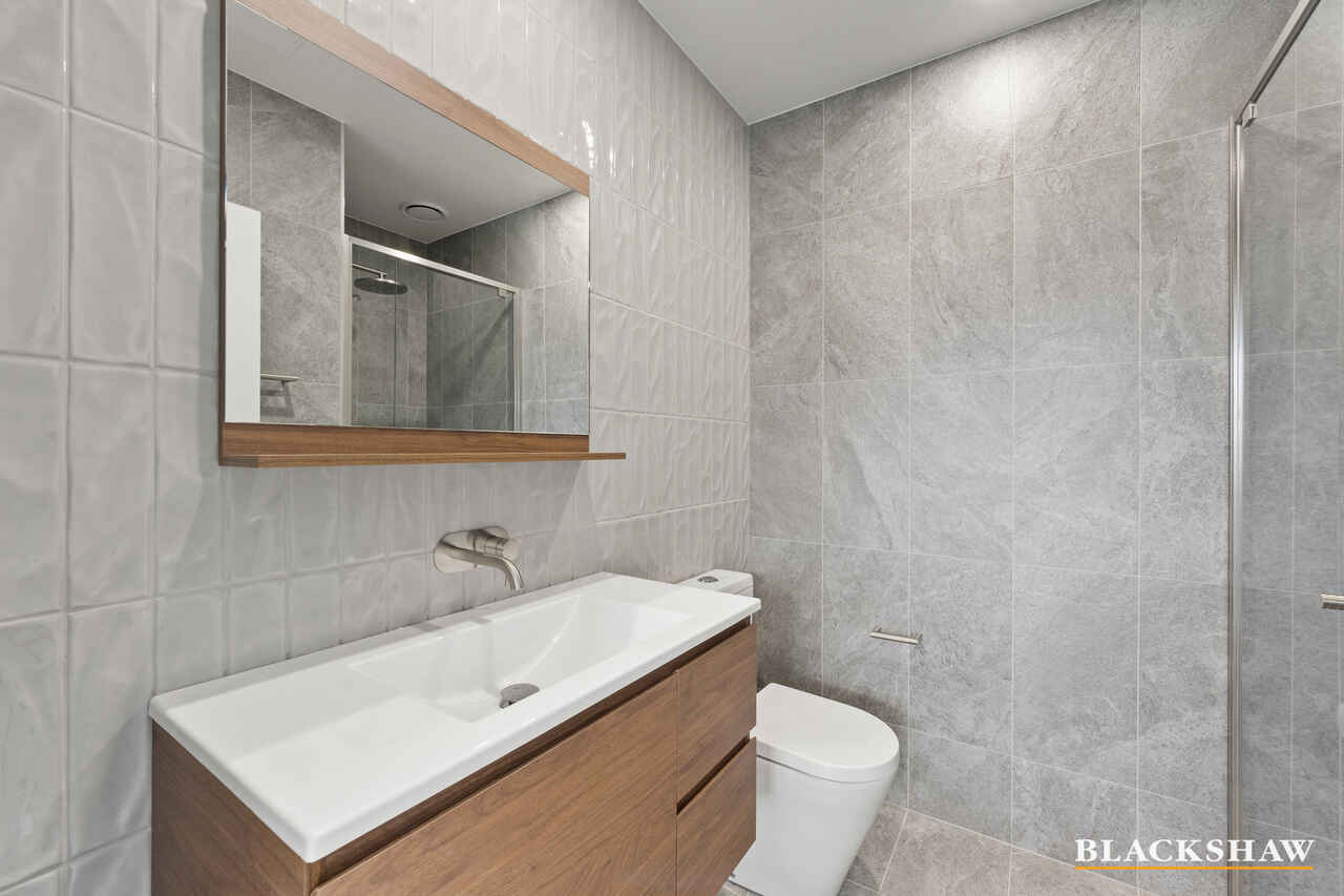 60/25 Trennery Crescent Googong