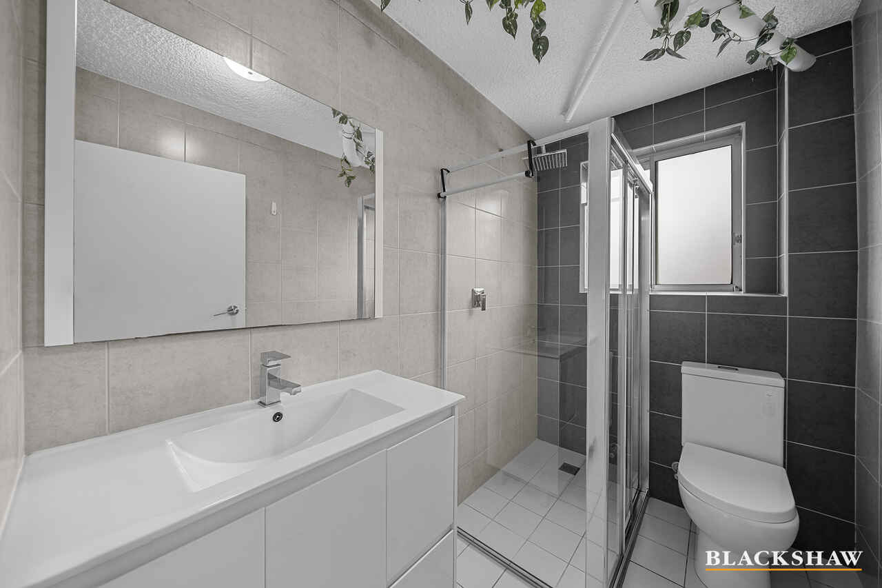 4/30 Trinculo Place Queanbeyan