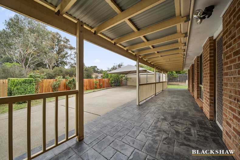 8 Steel Place Queanbeyan