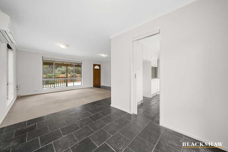 8 Steel Place Queanbeyan