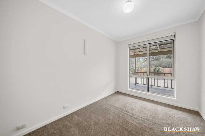 8 Steel Place Queanbeyan