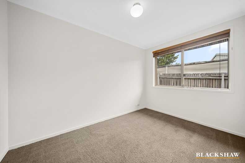 8 Steel Place Queanbeyan