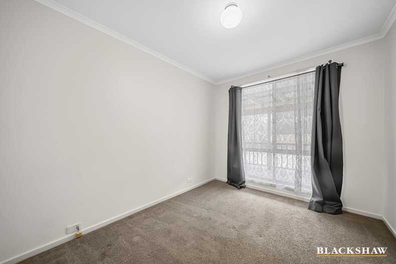 8 Steel Place Queanbeyan