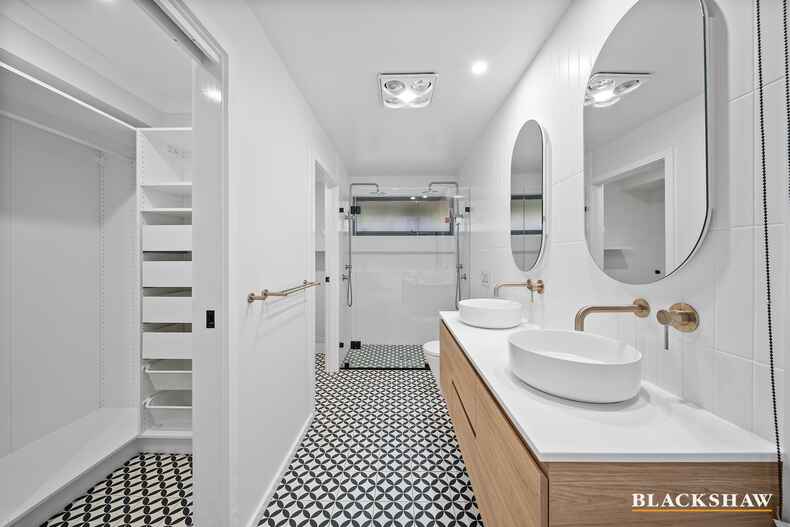 122 Kitchener Street Garran 122 Kitchener Street Garran