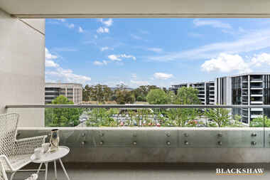 68/43 Constitution Avenue Reid