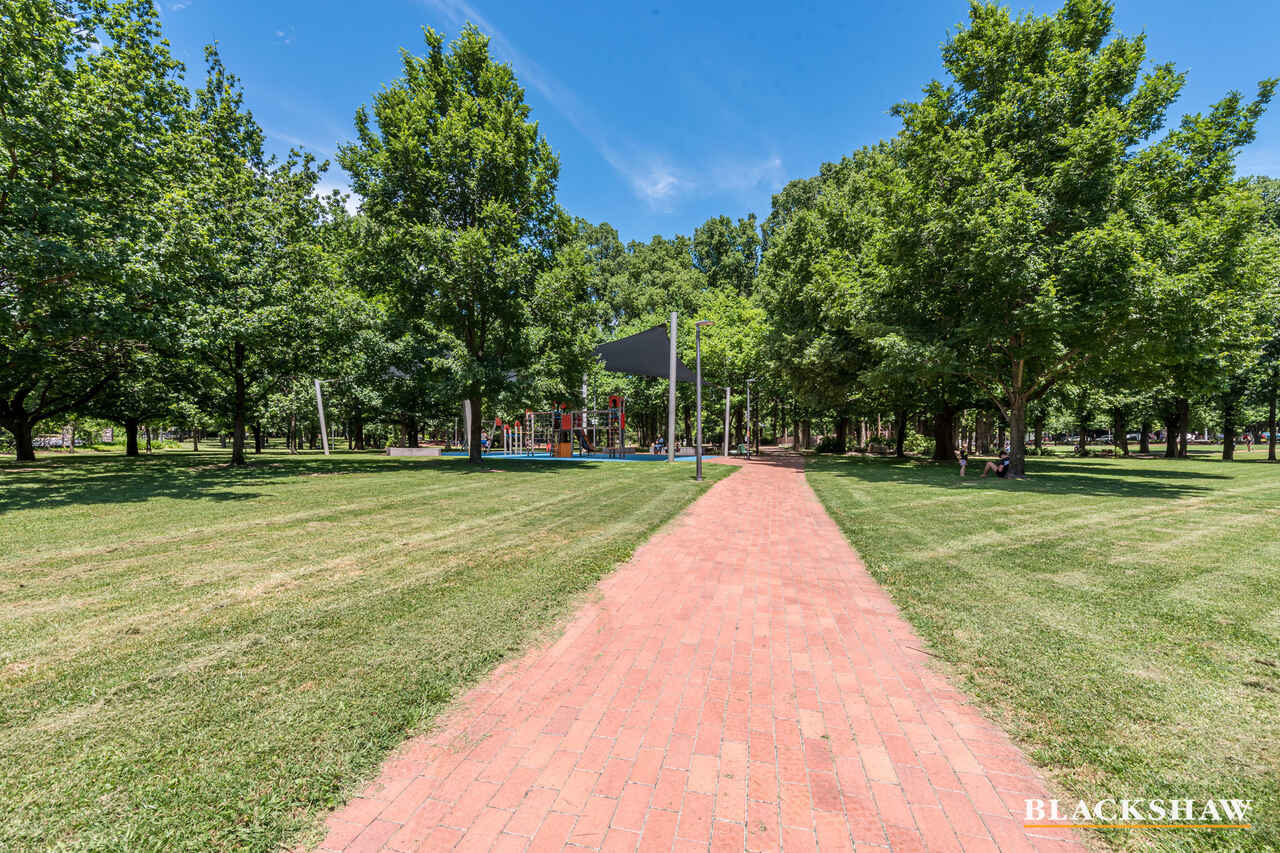 68/43 Constitution Avenue Reid