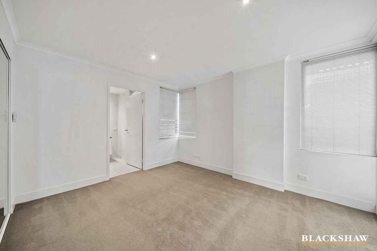 28/20 Moore Street Turner