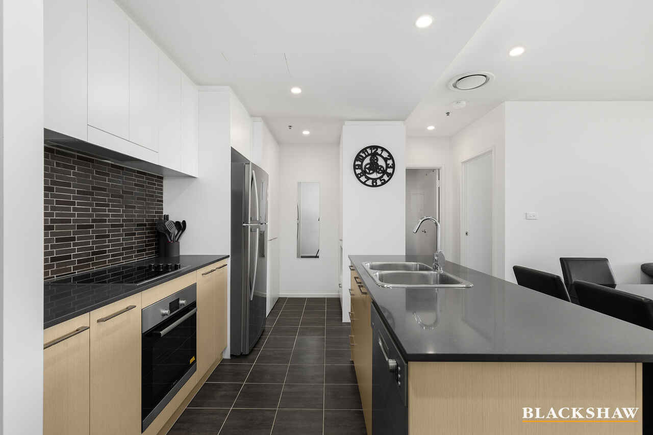 226/7 Irving Street Phillip