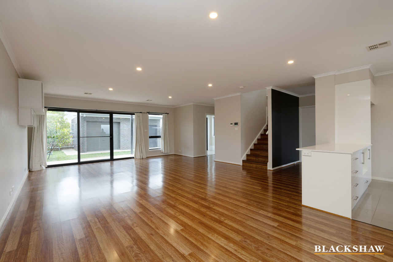 16 Finemore Street Coombs