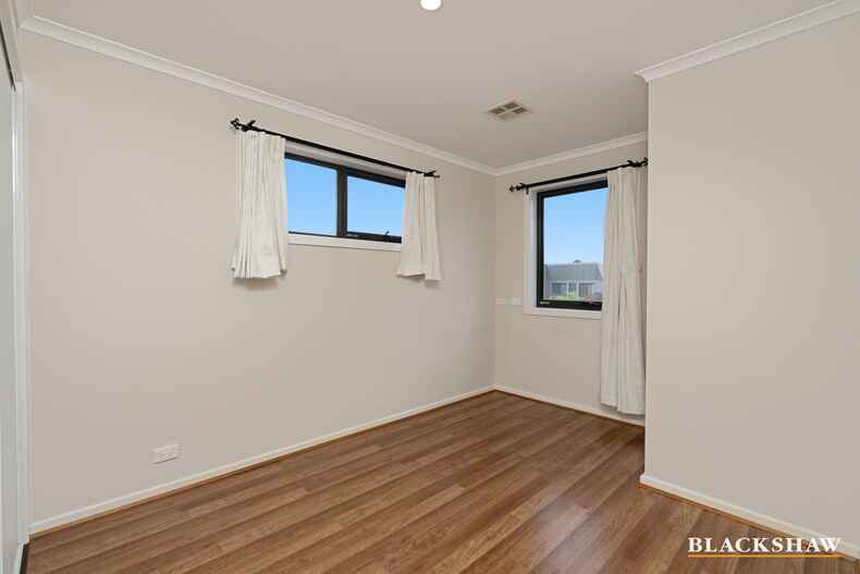 16 Finemore Street Coombs 16 Finemore Street Coombs