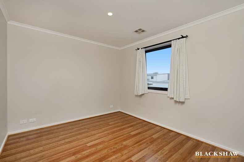 16 Finemore Street Coombs 16 Finemore Street Coombs