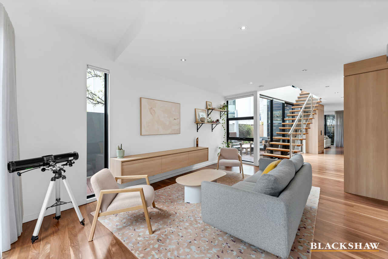 17/43 Hampton Circuit Yarralumla