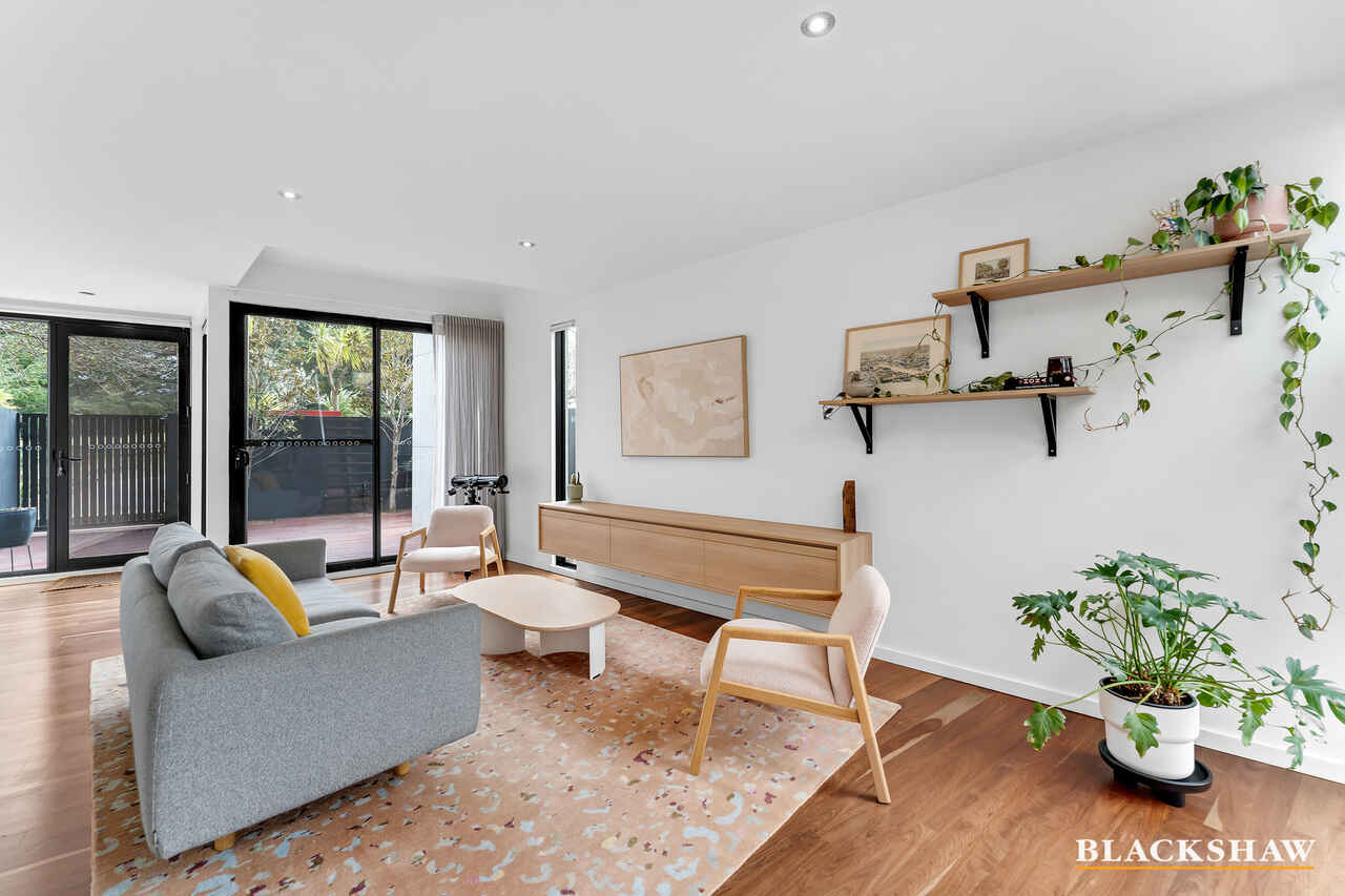 17/43 Hampton Circuit Yarralumla