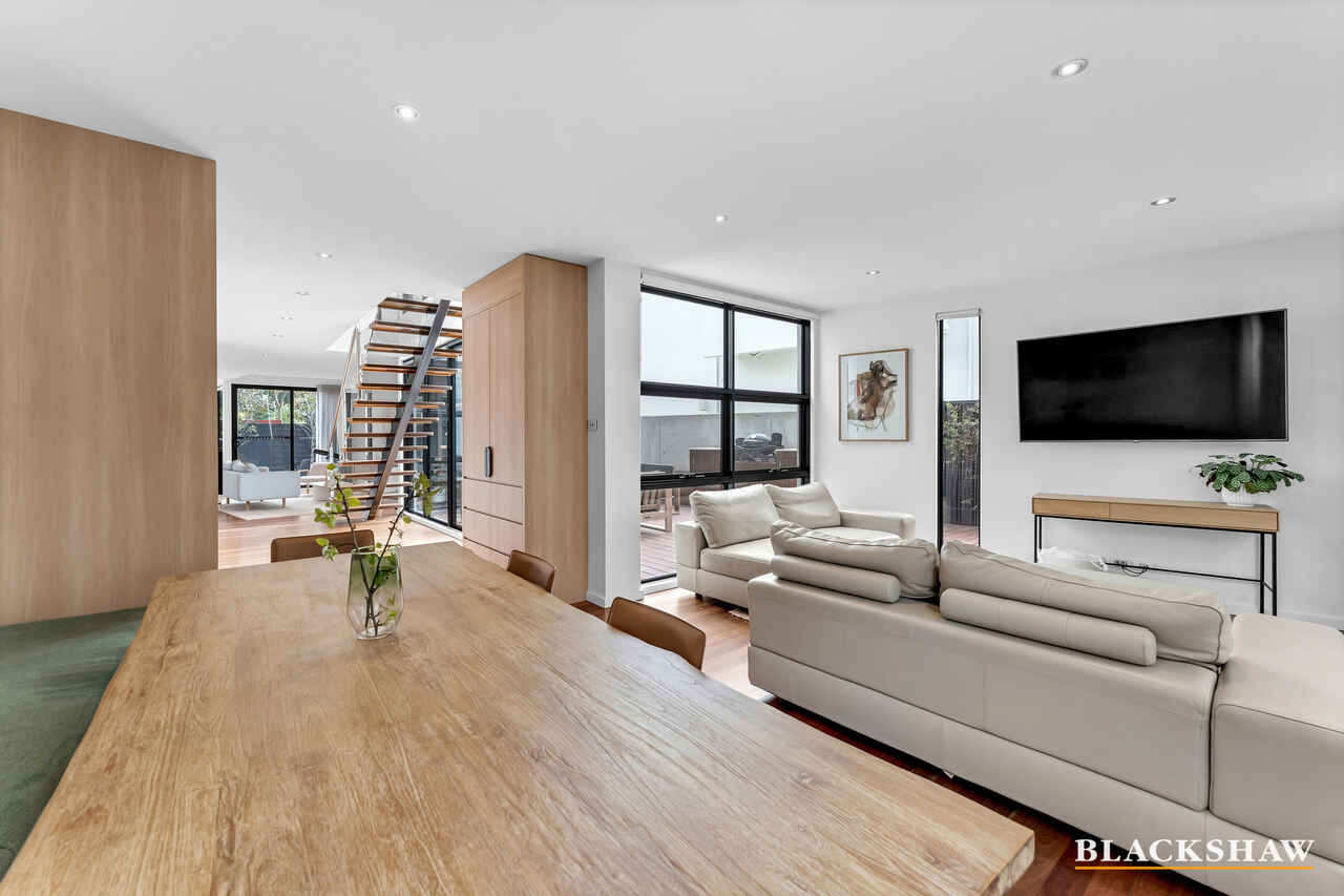 17/43 Hampton Circuit Yarralumla