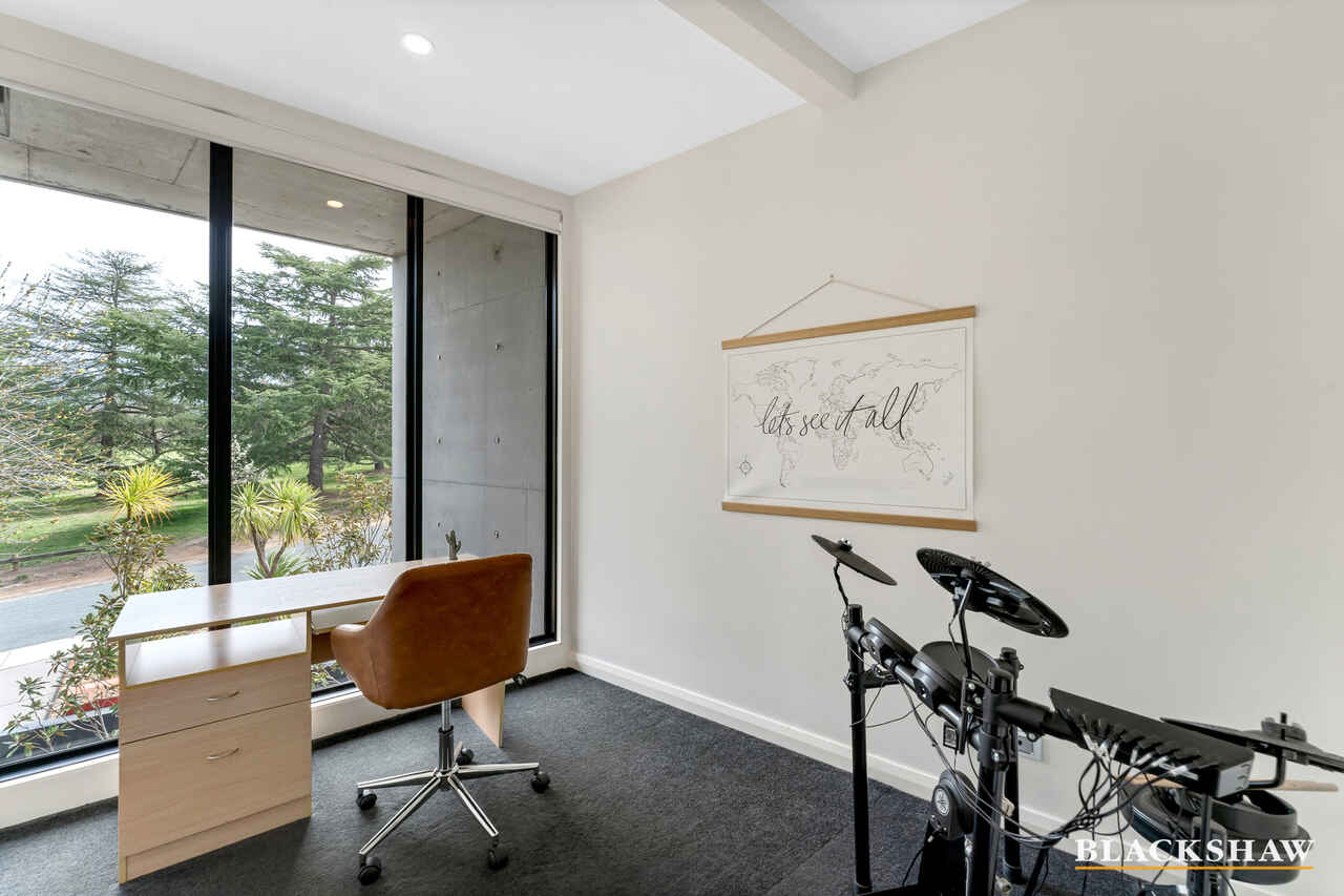 17/43 Hampton Circuit Yarralumla