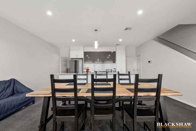 32 Chanter Terrace Coombs 32 Chanter Terrace Coombs