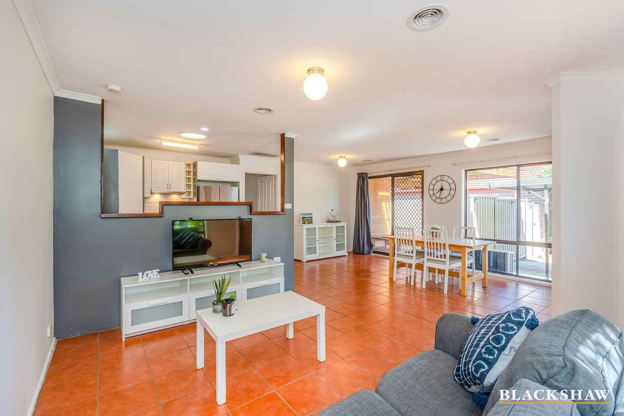 115 Keverstone Circuit Isabella Plains