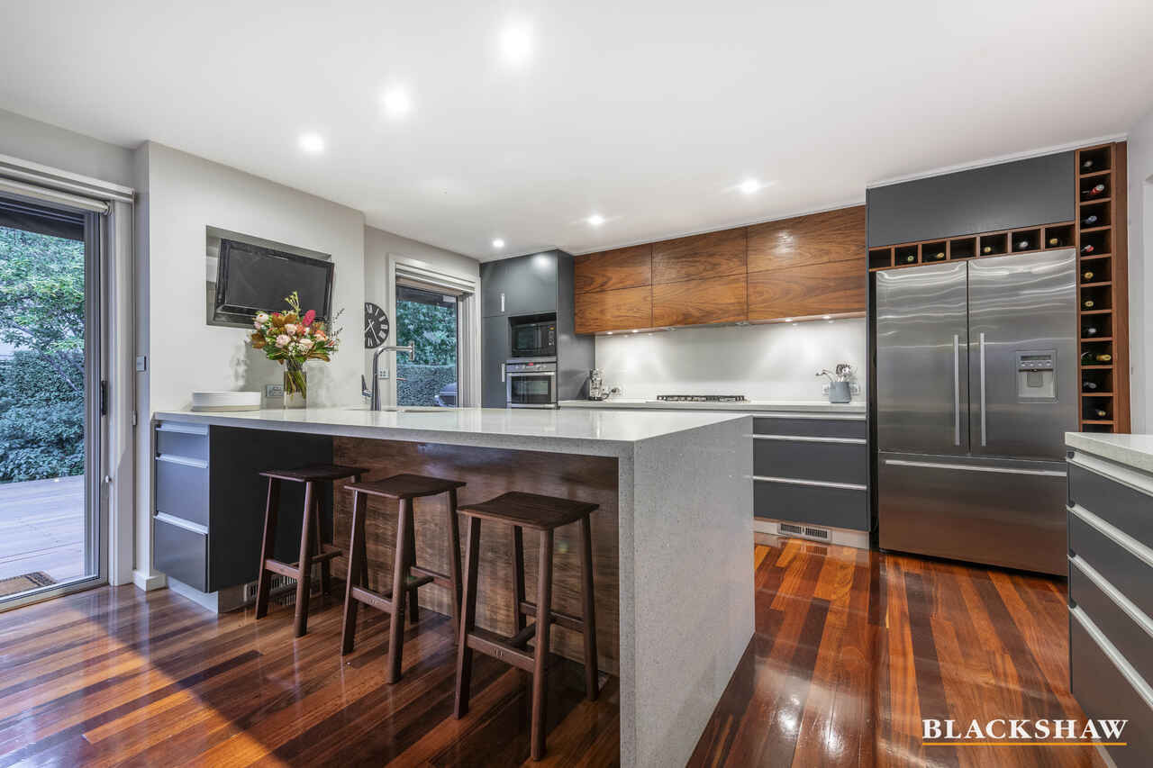 51 Curlewis Crescent Garran