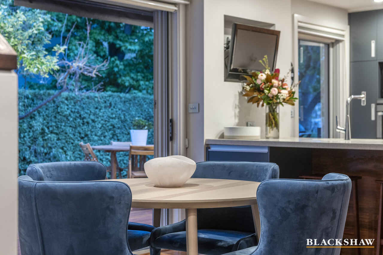 51 Curlewis Crescent Garran