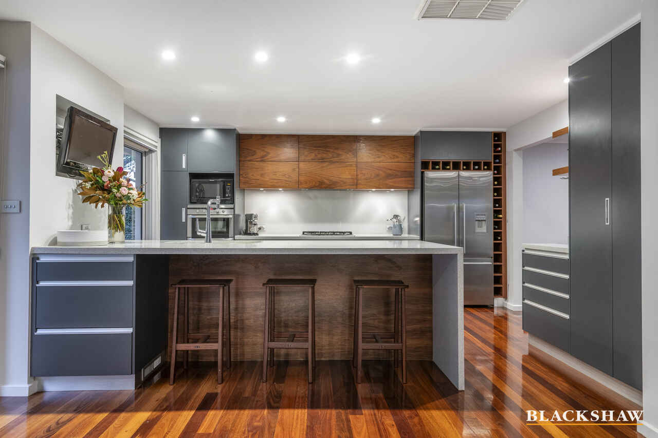 51 Curlewis Crescent Garran