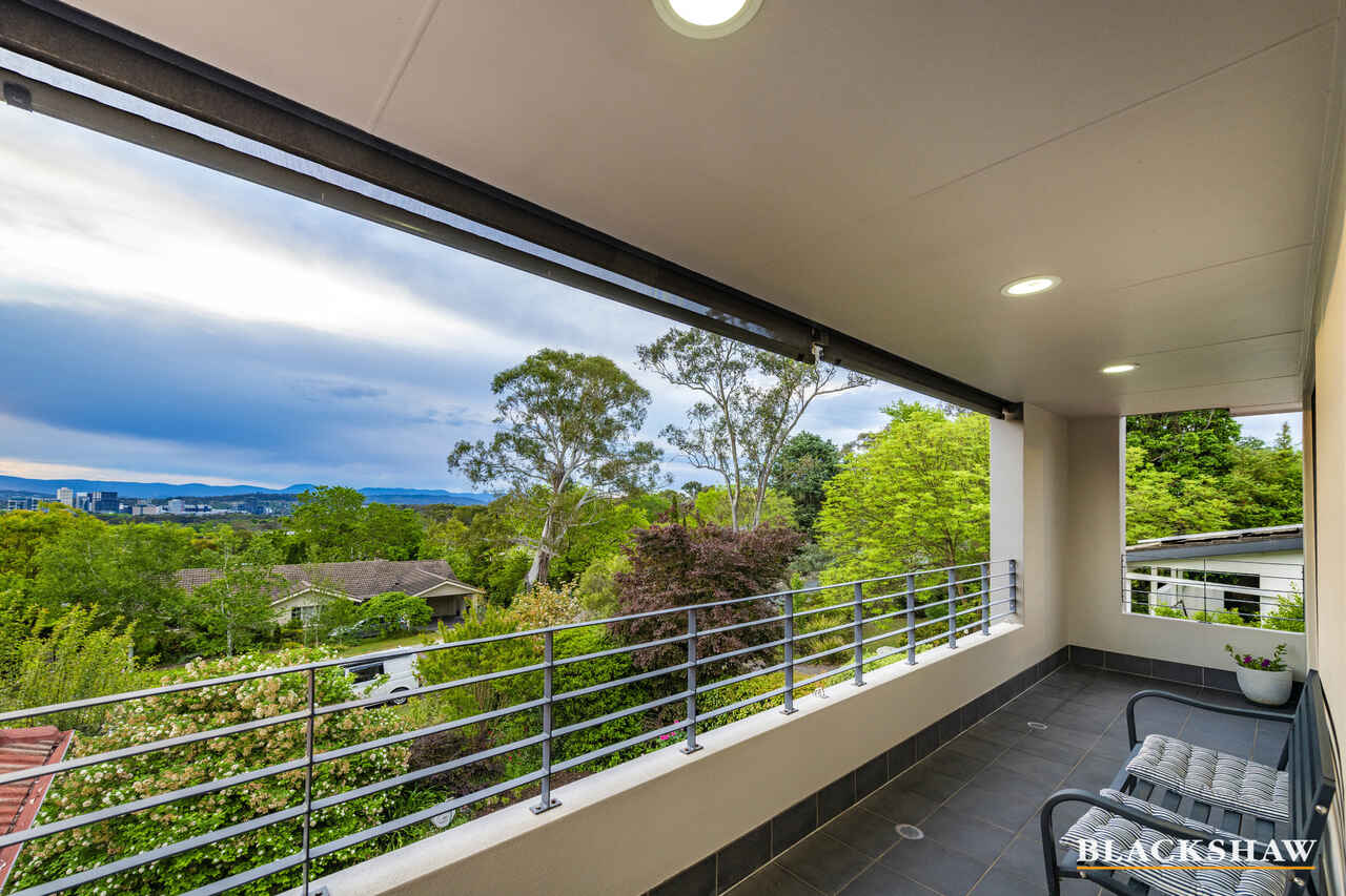 51 Curlewis Crescent Garran