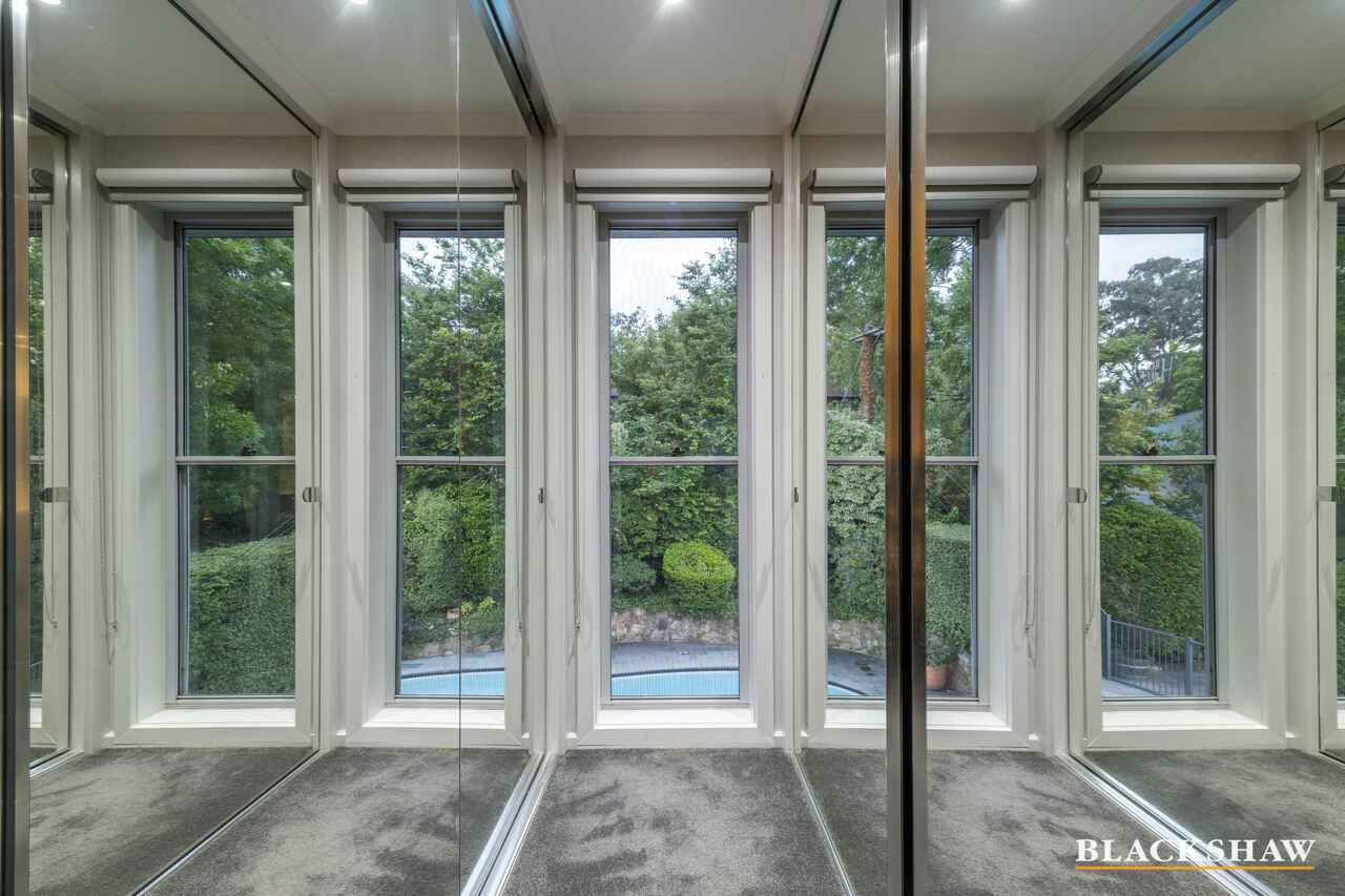 51 Curlewis Crescent Garran