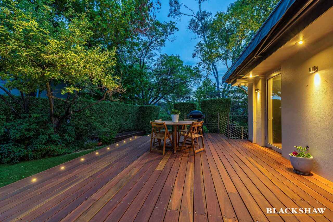 51 Curlewis Crescent Garran