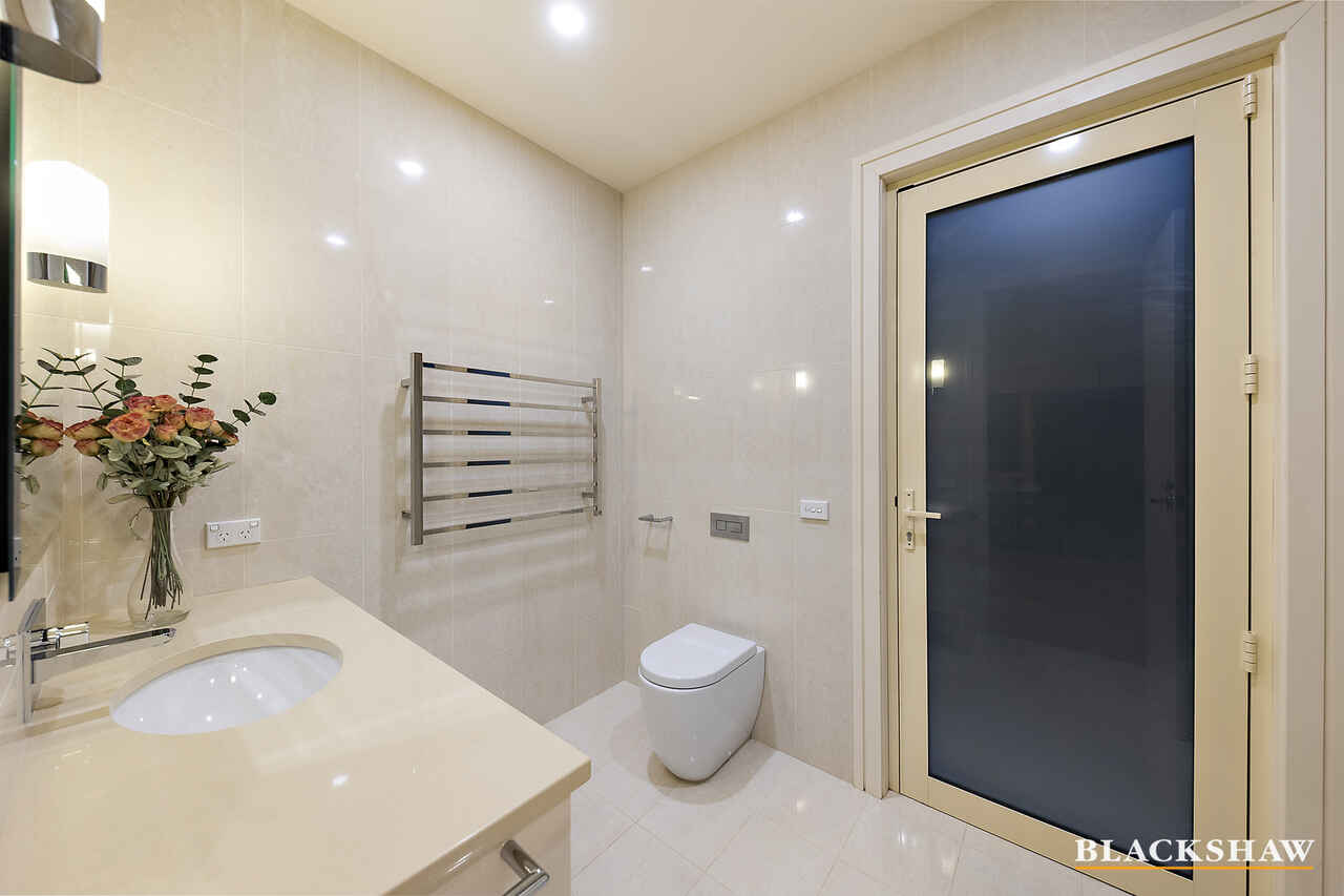 26 Lockyer Street Griffith