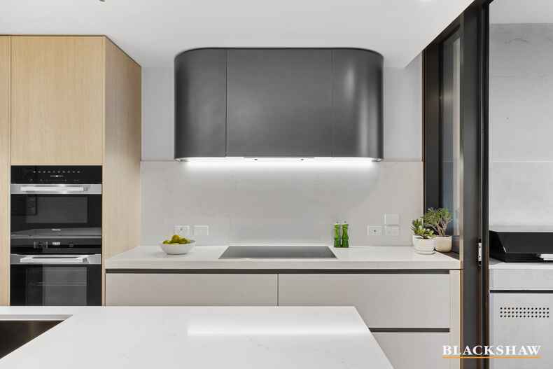 313/45 Honeysett View Kingston